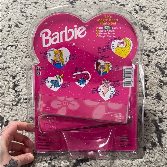 💕90s Barbie Camera 💕 - Picture 3 of 3